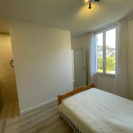 Apartment Cosy Avec Terrasse, Jardin Et Parking A 200m De La - Fr-1-413-111 Capbreton