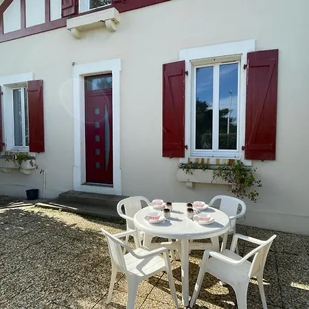 Cosy Avec Terrasse, Jardin Et Parking à 200m De La - Fr-1-413-111 Capbreton